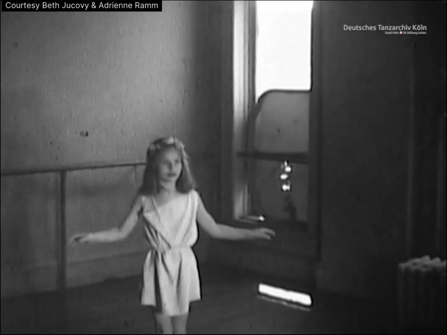 Duncan class B- Children  Adrien and Beth with Anna Duncan and Julia Levien_0.mp4